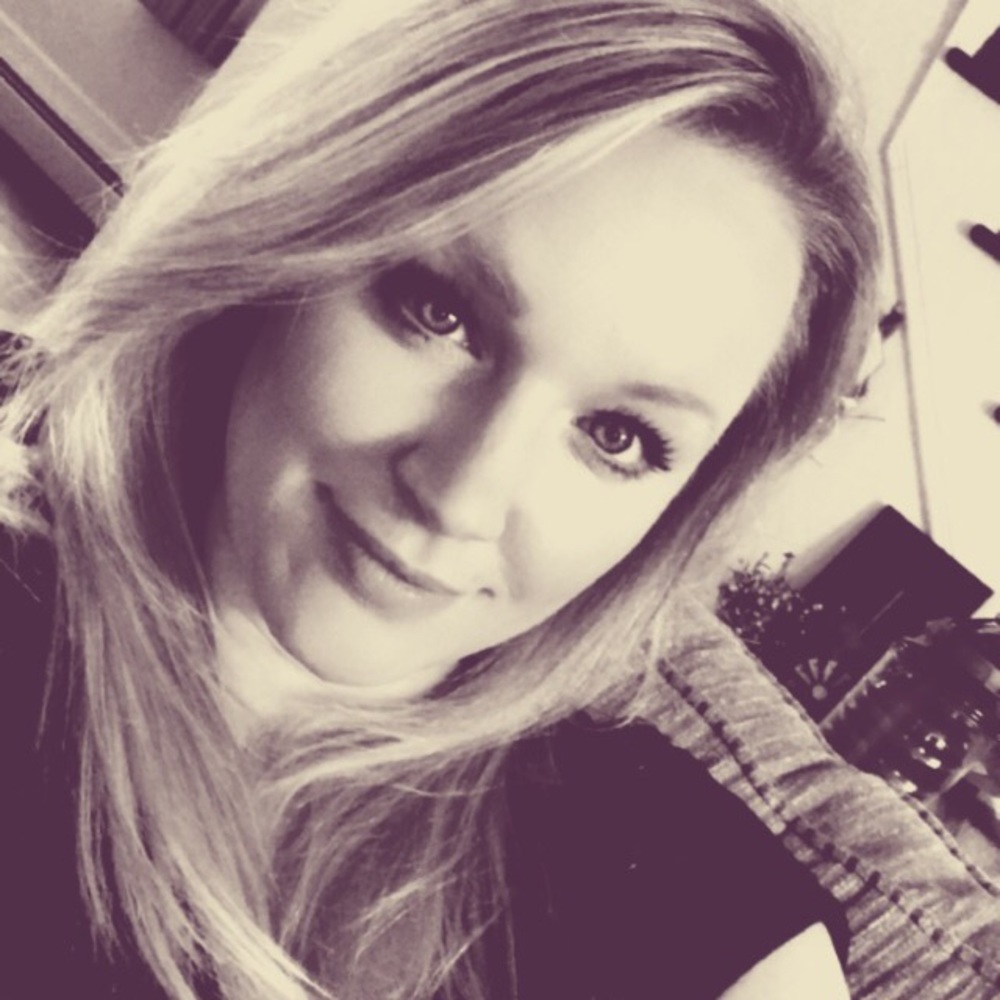 Meet your Posher, Jynara